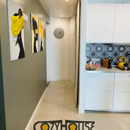 Apartment Cozy House *